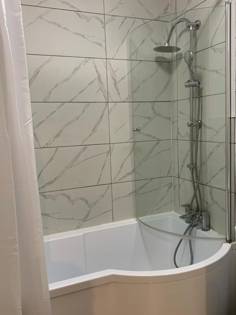 Cobbold Court Share Flat Lägenhet London Exteriör bild